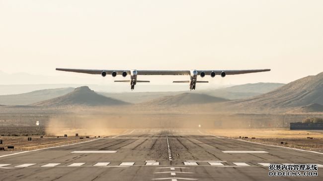 杏耀登录 世界上最大的飞机Stratolaunch